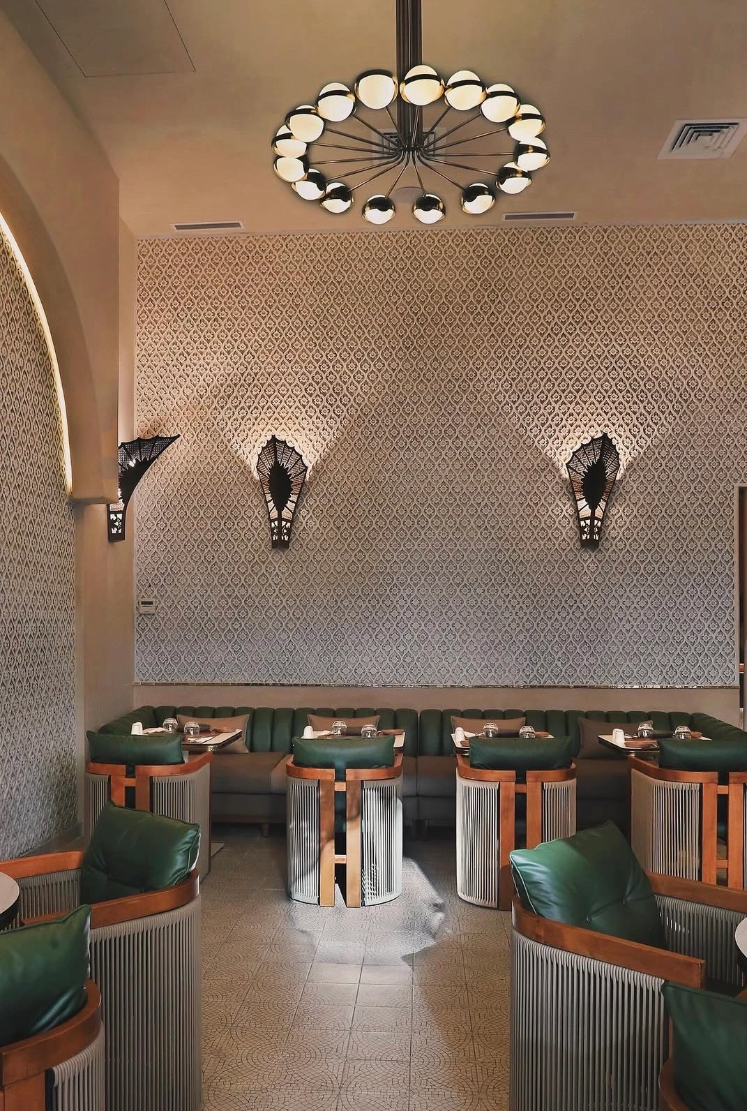 Arabesque Restaurant — Tangier